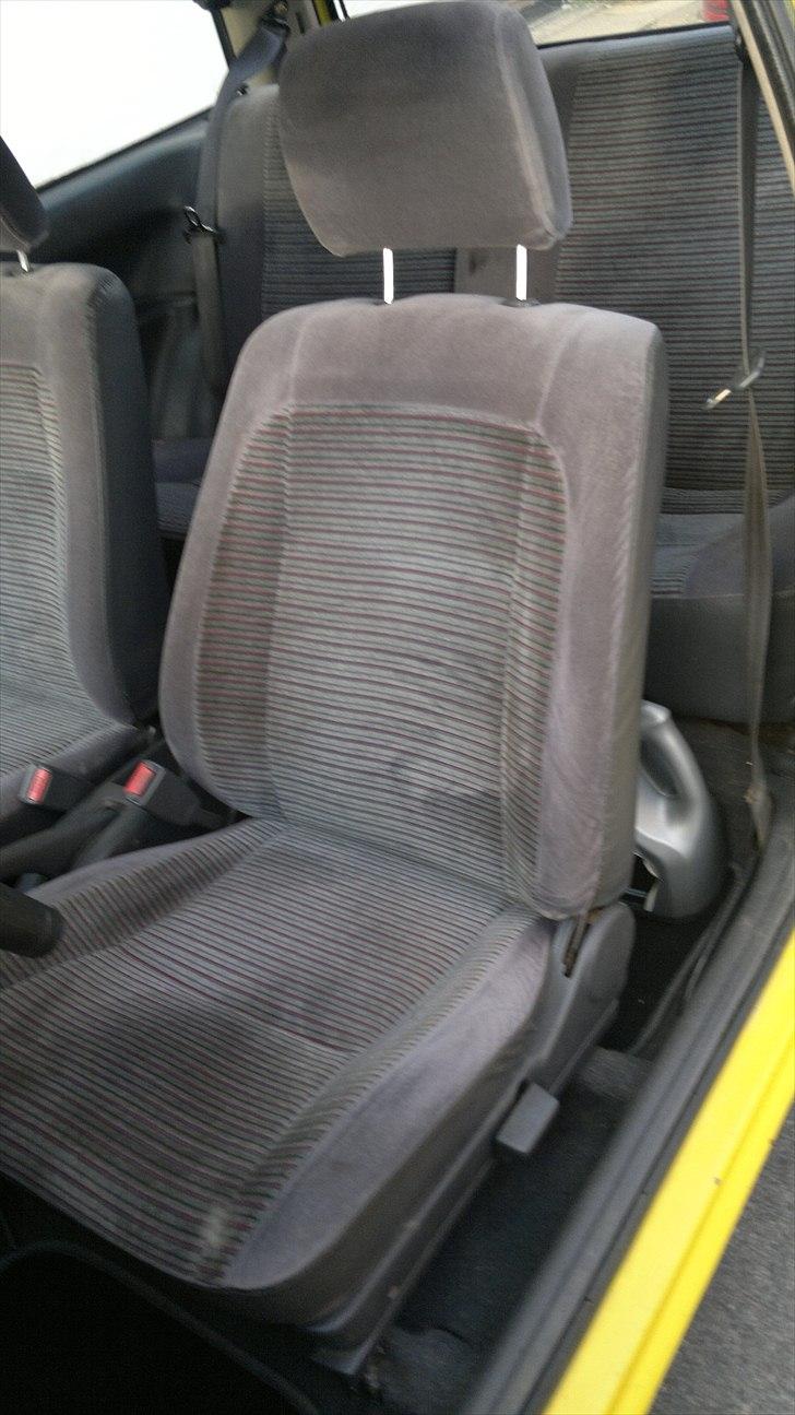 Daihatsu Charade (Solgt) billede 8