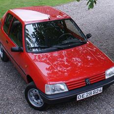 Peugeot 205 Color Line