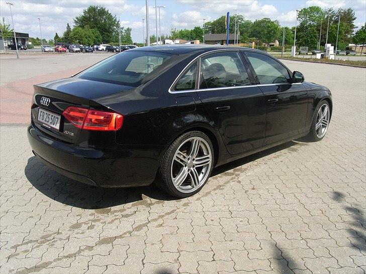 Audi A4 2,0 Tdi 4 dørs Solgt billede 4