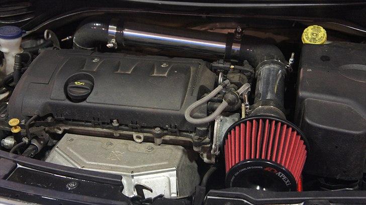 Peugeot 207 1.4 Comfort Plus - Japansk Apexi luftfilter.. Noget der virker! Og hjemmebygget luft kanal lavet i Majeri alurør billede 20