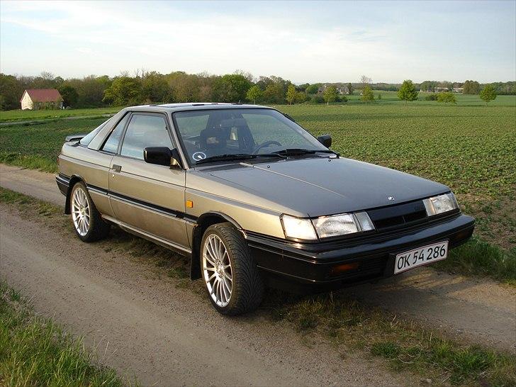 Nissan sunny b12 coupe