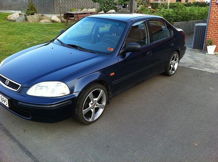 Honda Civic 1.4i S *Solgt* billede 3