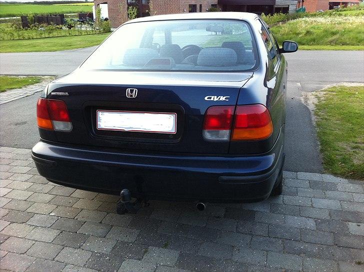 Honda Civic 1.4i S *Solgt* billede 6