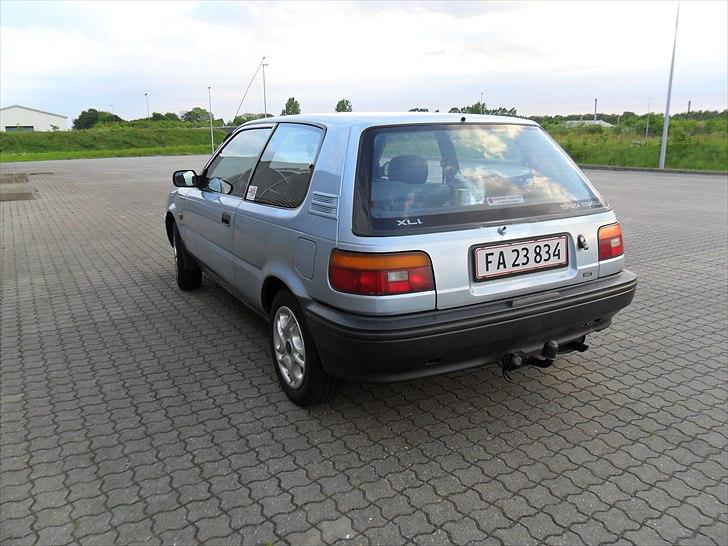 Toyota Corolla E90 billede 5