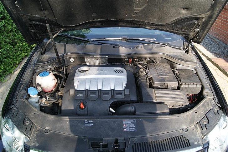 VW Passat Variant Highline billede 8