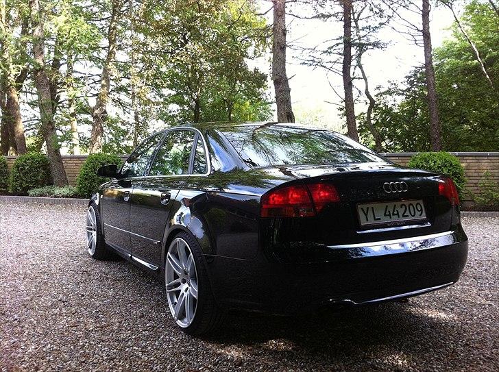 Audi A4 2,0 TDi S-Line #solgt# billede 5