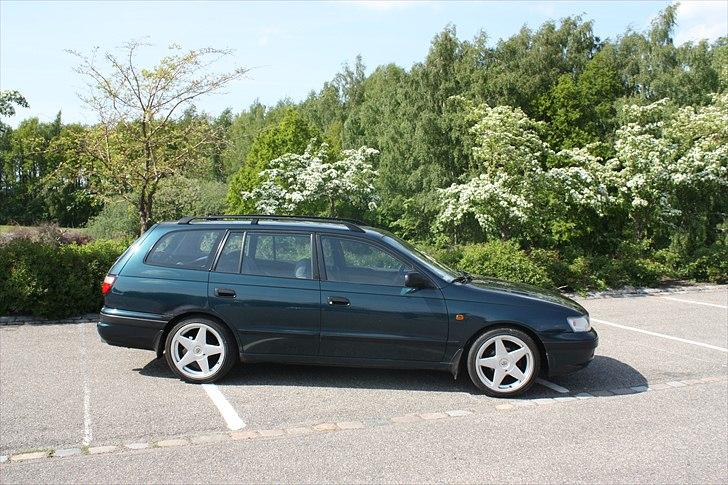 Toyota Carina E 1.6 Stationcar billede 3