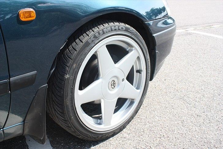 Toyota Carina E 1.6 Stationcar billede 13