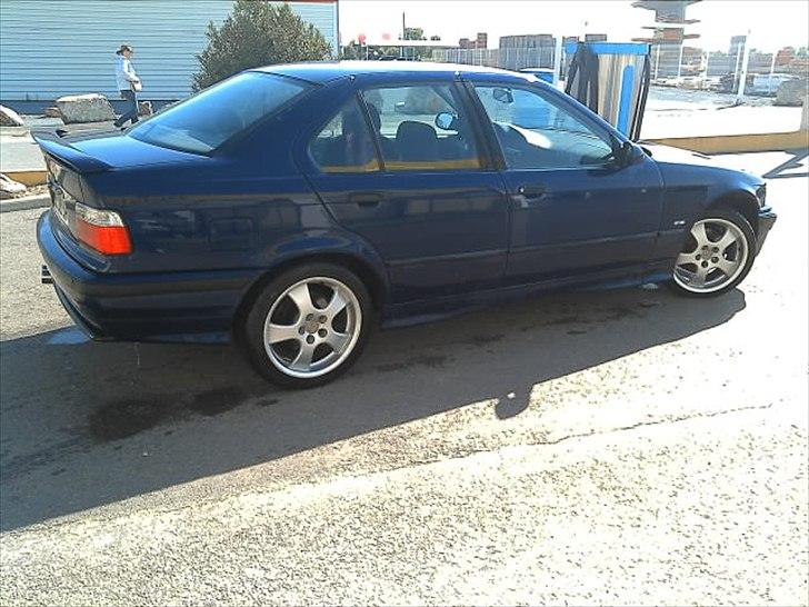 BMW E36 325 TDS (SOLGT) billede 2