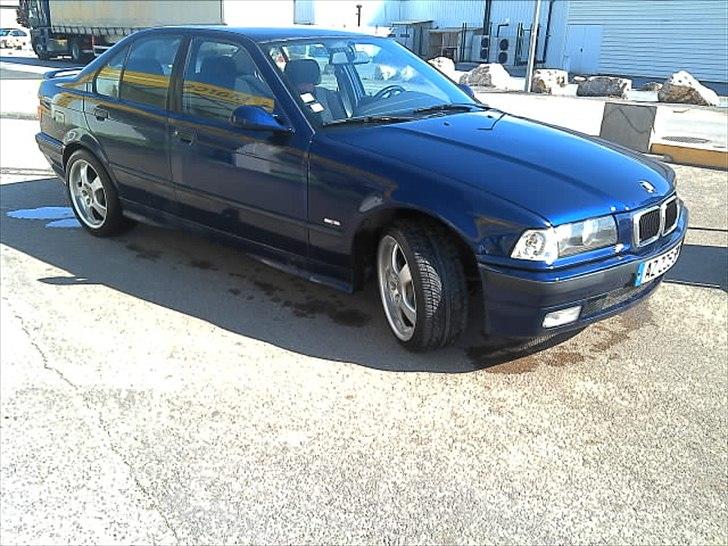 BMW E36 325 TDS (SOLGT) billede 3
