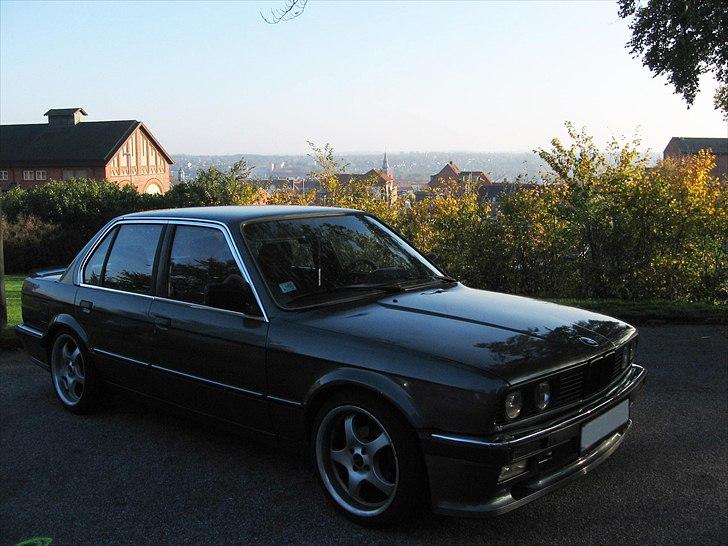 BMW 325  *solgt* billede 5