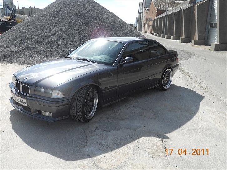 BMW 328i coupe SOLGT billede 16