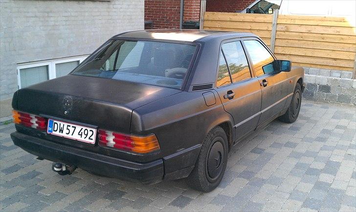 Mercedes Benz 190E billede 4