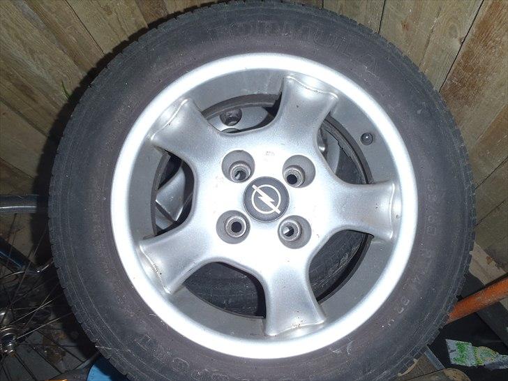 Opel Corsa B Sport "SOLGT" - 14"   billede 8