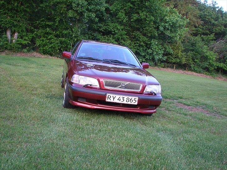 Volvo V40 2.0 16V SOLGT billede 2