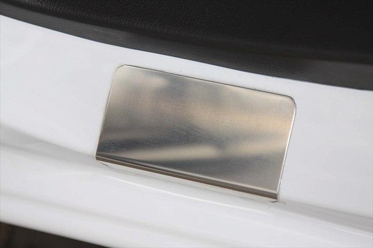 Chevrolet Spark - Rustfristål i døre bagved billede 19