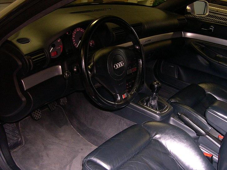 Audi S4 billede 6