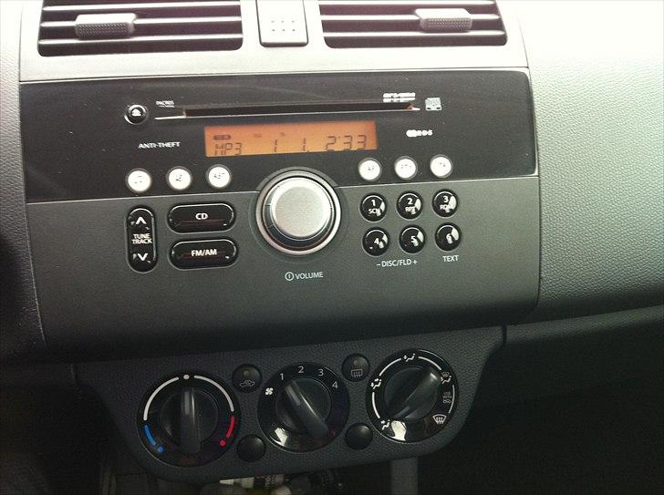 Suzuki Swift 1,3 GLJ billede 6