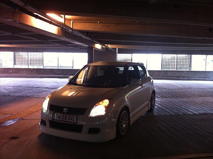 Suzuki Swift 1,3 GLJ billede 11