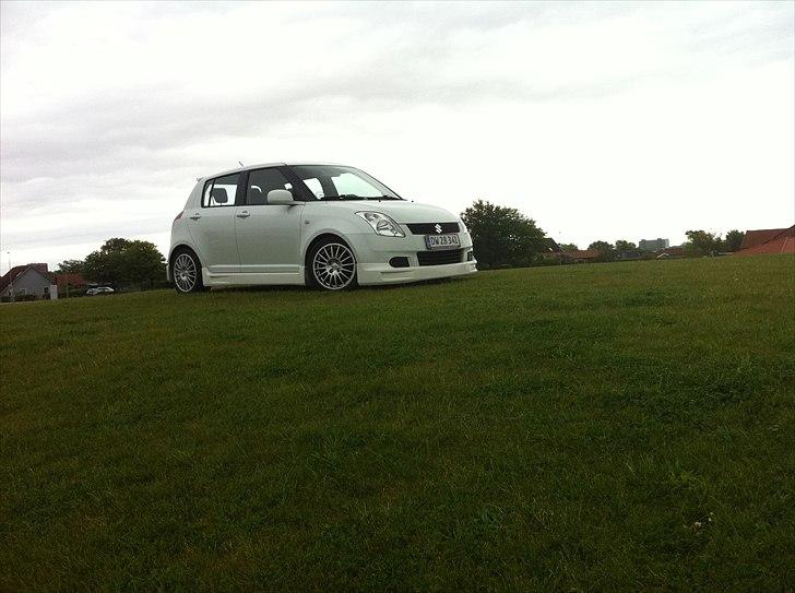 Suzuki Swift 1,3 GLJ billede 13