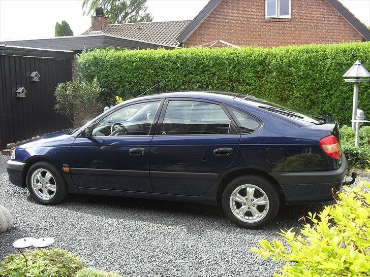 Toyota Avensis Terra  **SOLGT** billede 14