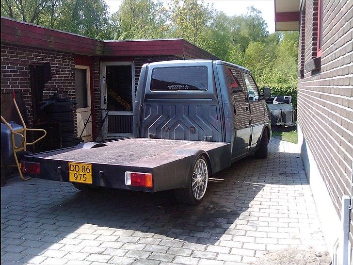 VW transporter doka - bagenden som den var lavet brugbar.. billede 8