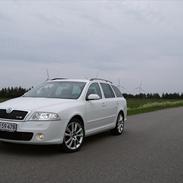 Skoda Octavia RS 2,0 TDI DSG