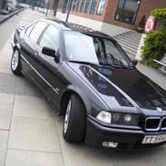 BMW 325i