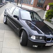 BMW 325i