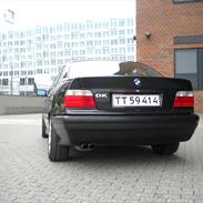 BMW 325i