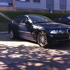 BMW 318i