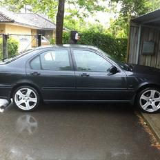 Honda Civic 1,6i LS