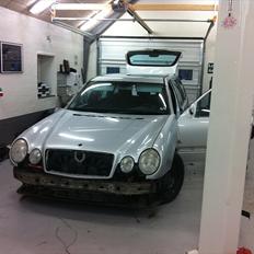 Mercedes Benz W 210 Eklasse Avantgarde