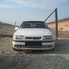 Opel Vectra A 2..0i R.I.P
