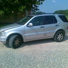 Mercedes Benz Ml 430 V8 solgt 