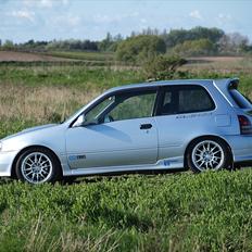 Toyota starlet Glanza V