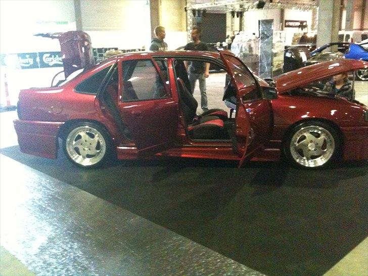 Opel Vectra V6 - Fast and furious show 2011 billede 12