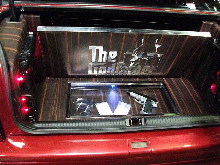 Opel Vectra V6 - Lågen i midten køre selv op og ned. billede 14