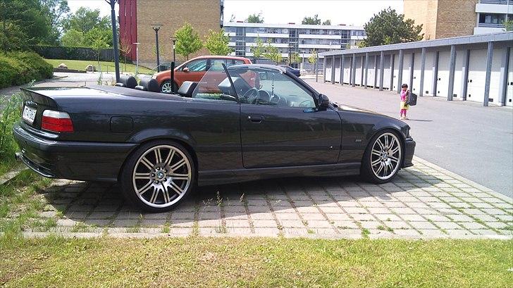 BMW 325i cab billede 12