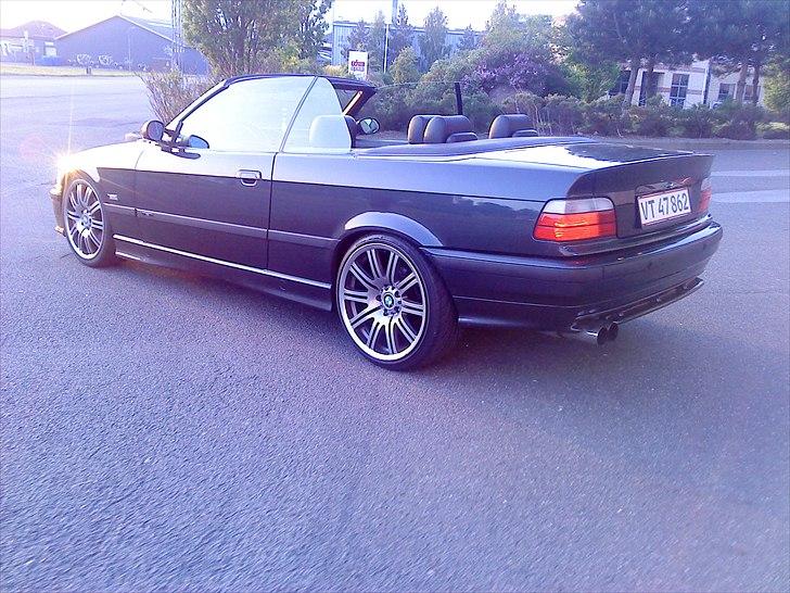 BMW 325i cab billede 16