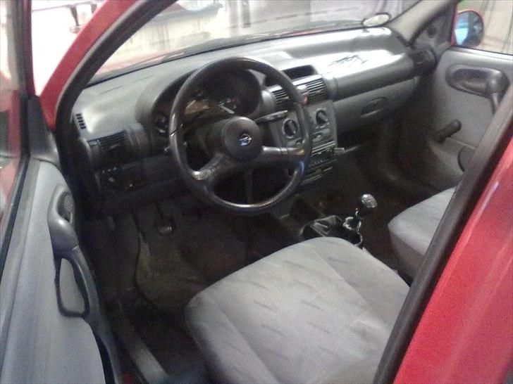 Opel corsa b swing dytten skrottet  billede 8