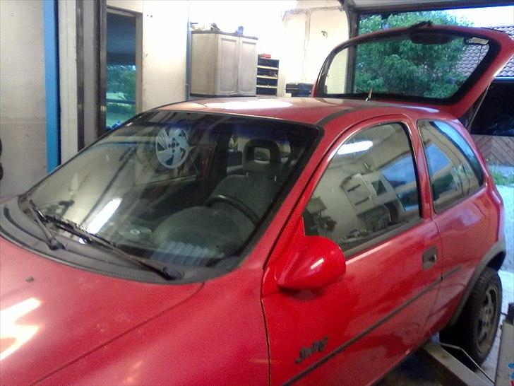 Opel corsa b swing dytten skrottet  billede 9