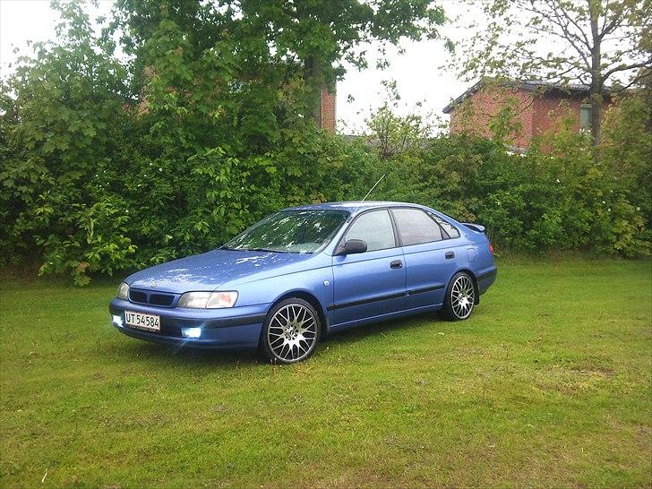 Toyota Carina E 2,0 GLI SOLGT billede 4