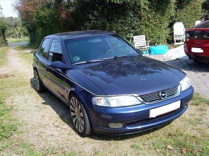 Opel Vectra b  - solgt billede 1