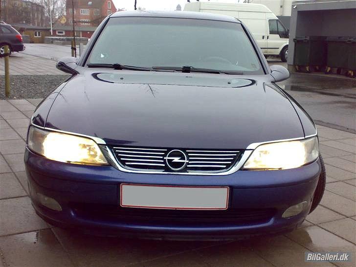 Opel Vectra b  - solgt billede 6