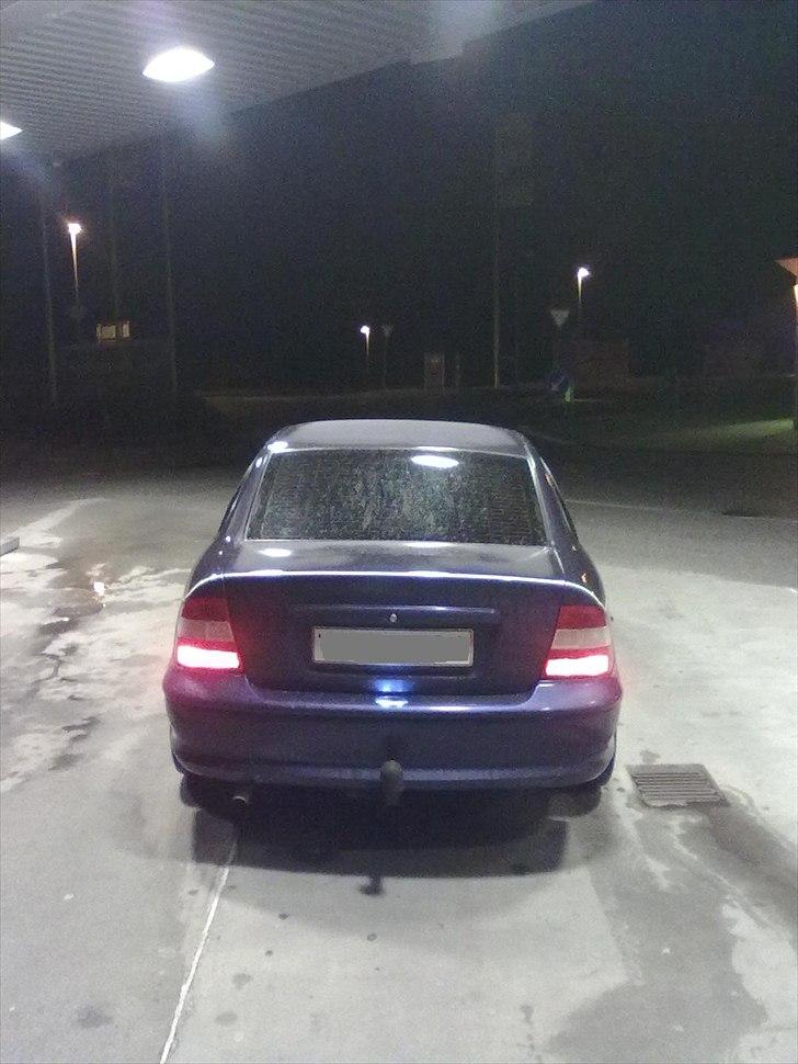 Opel Vectra b  - solgt billede 8