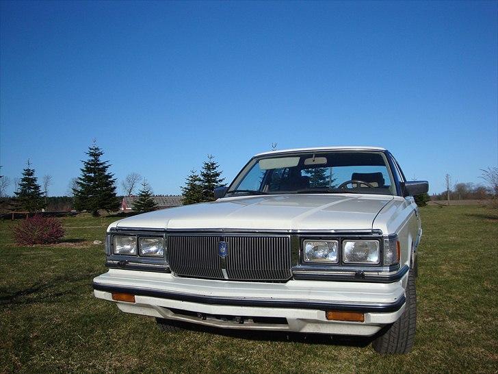 Toyota Crown Super Saloon - Toyota Crown Super Saloon 1982 billede 1