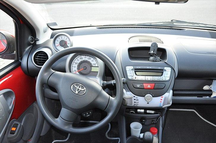 Toyota Toyota Aygo 1,0 Plus Silv billede 4