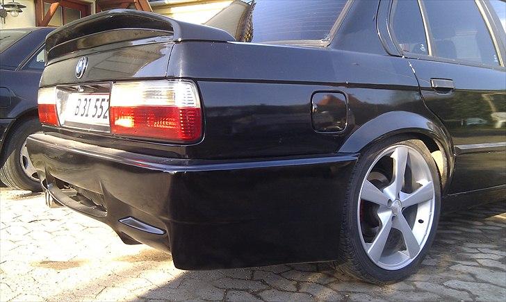 BMW 320i(325i) billede 4