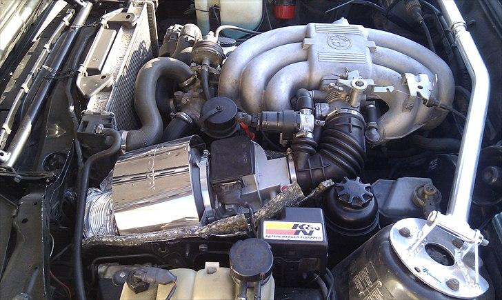 BMW 320i(325i) billede 8